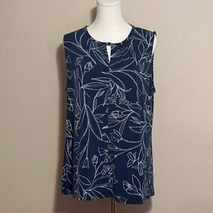 Like New Liz Claiborne Blue Floral Sleeveless Blouse